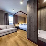 Hotel People's 3*