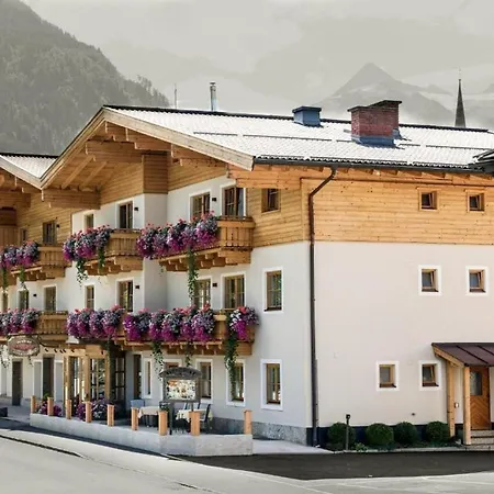 Hotel People's 3*