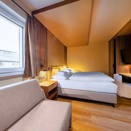 People's 3* Kaprun