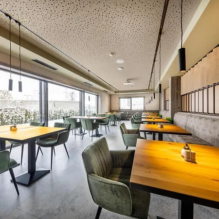 بيبولز 3* كابرون