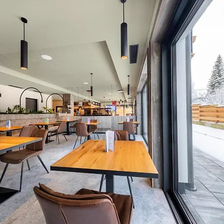 بيبولز فندق