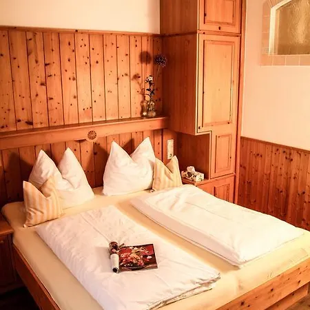 بيبولز فندق